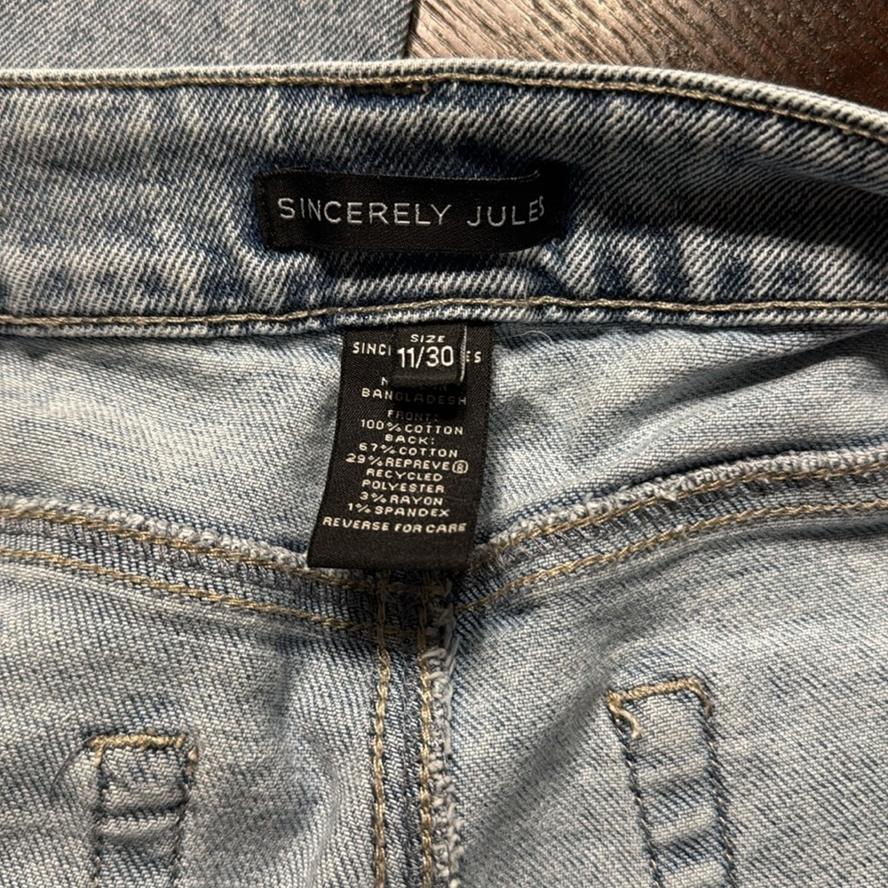 Sincerely Jules Cropped Jeans - Picture 3 of 3